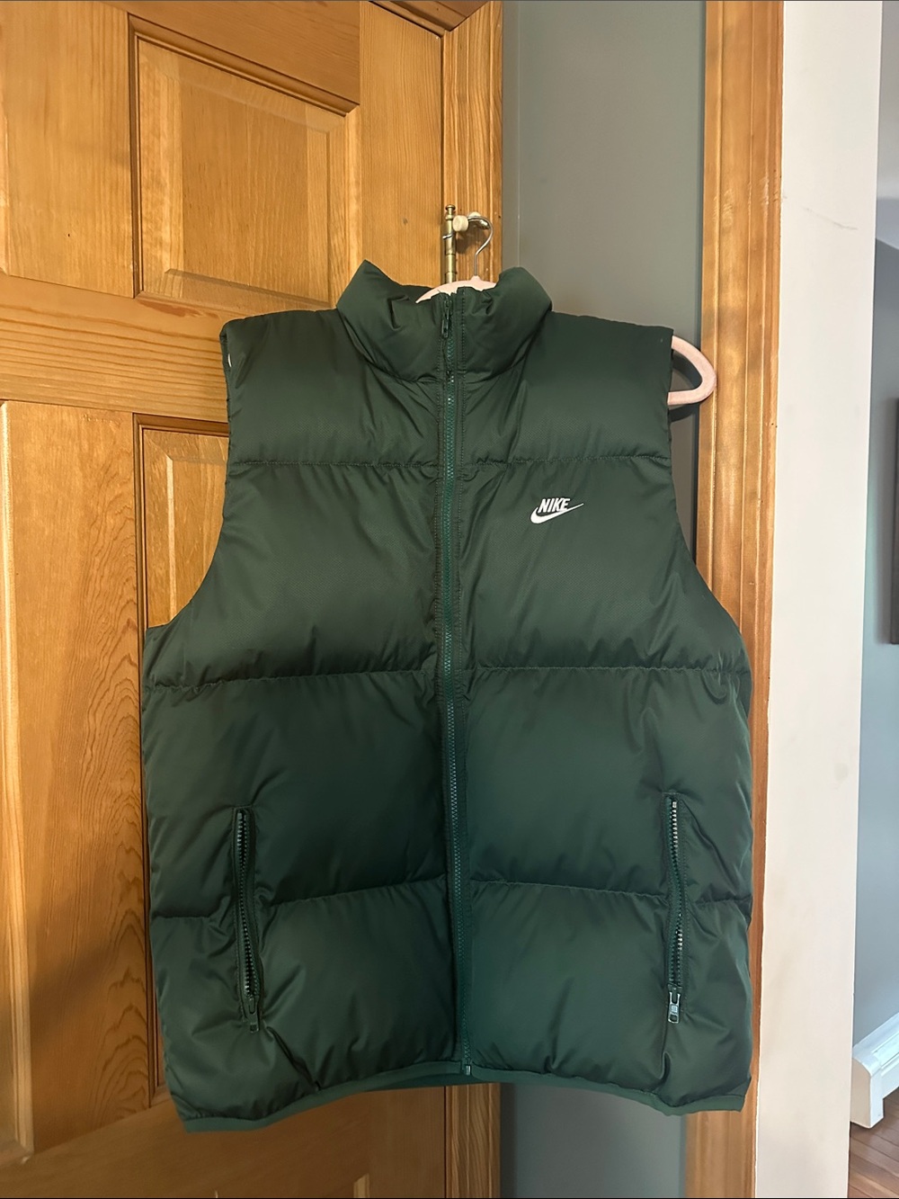 Nike Men's Forest Green Puffer Vest
